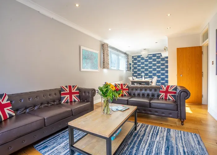 Jorvik Heights Apartment *