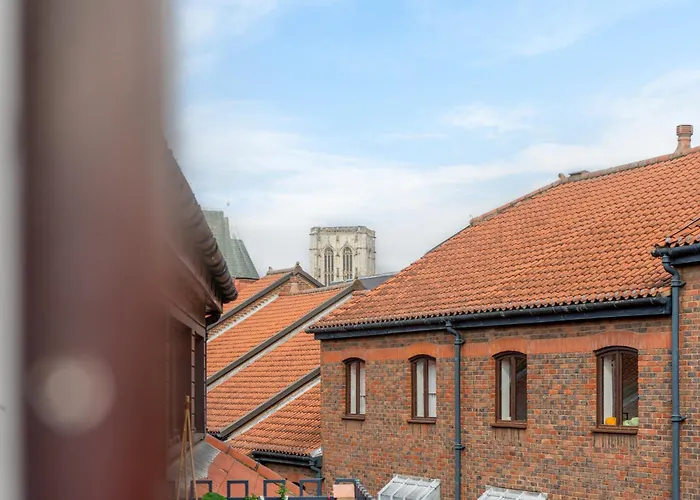 Jorvik Heights Apartment